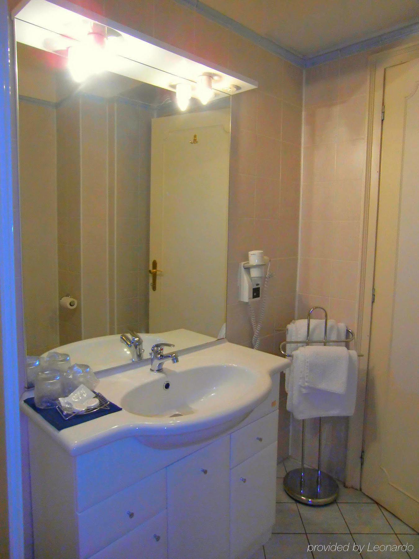 Central Hotel Tiepolo Prága Szoba fotó